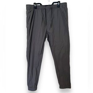 GAP Men’s Large Gray Joggers| Elastic waistband